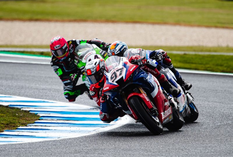 A flag-to-flag race adds another challenge to SBK race 1 at Phillip Island