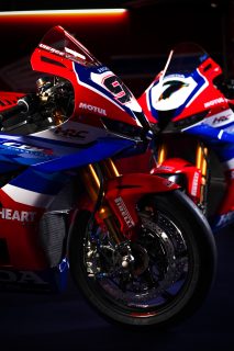 CBR1000RRR_97_07_DETAIL_DSC01585