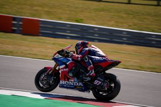VIERGE_DONINGTON_SATURDAY_2794