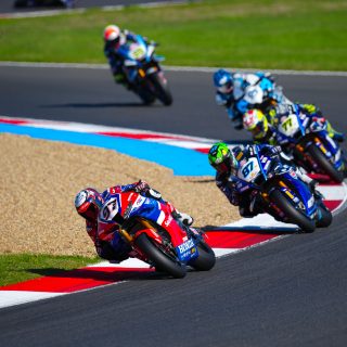 VIERGE-MAGNY-COURS_953