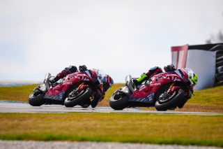 VICKERS_NAGASHIMA_AUSTRALIA_300